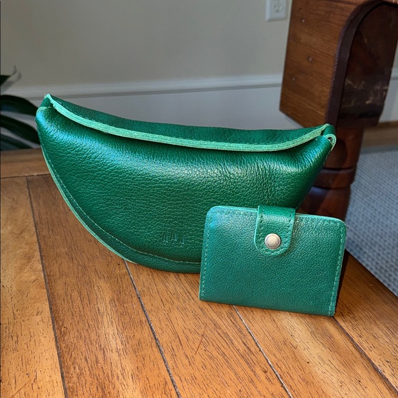 Portland Leather Handbags - PLG small koala sling with matching wallet